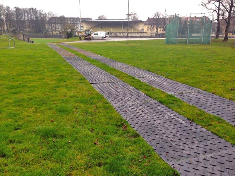 Mobile Fahrstraße - Rasen schützen, Flurschaden vermeiden