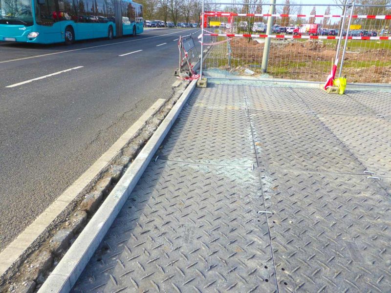 Fahrplatten für den Besucherparkplatz der ISH Messe 2015 in Frankfurt