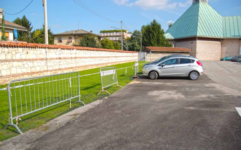 Rasengitter RG24 PKW Parkplatz Gruenflaeche Gross 008 referenz