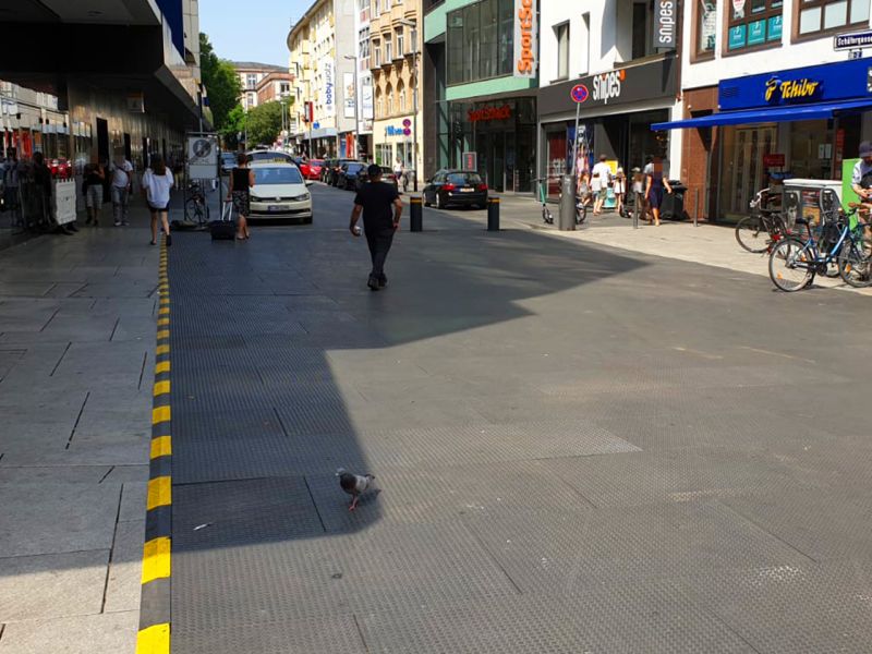 Folgeartikel zum Großprojekt auf der Frankfurter Zeil mit x:tek 46, v:tek 12 und BM22 als ganzheitliche Bodenschutzlösung