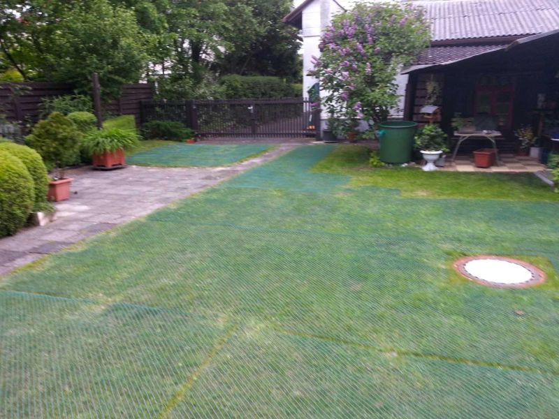 Rasennetz RN640 zur Rasenverstärkung und Rasenschutz im Garten und Hof