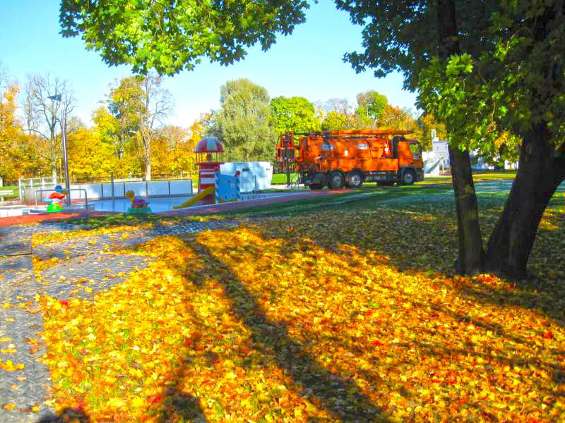 Mobile Baustraße zur Sanierung des Freibad Garching