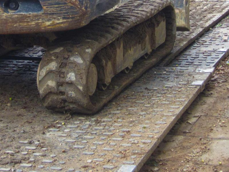 Schwerlast Baustraße - Schutz unterirdischer Gasleitungen