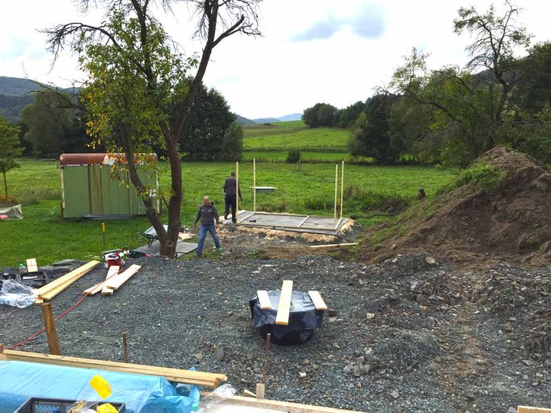Bodenmatten statt Holzboden als isolierender Fußboden für ein Gartenhaus