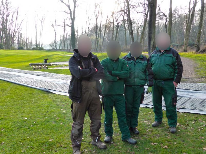 Baustraße zur Teichentschlammung im Golfplatzbau bzw. Golfplatzpflege