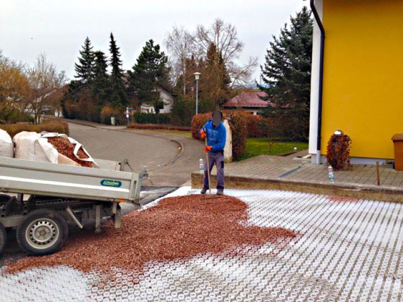 Kiesgitter KG30 zur Kiesstabilisierung für Hof und Einfahrt selber verlegen