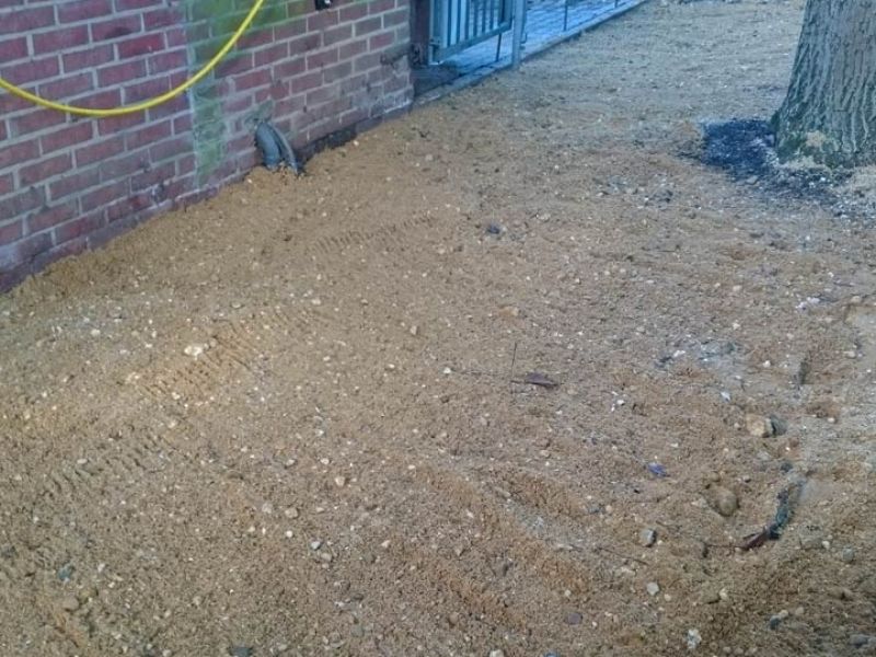 Offenstall und Boden befestigen mit Paddockplatte PP60