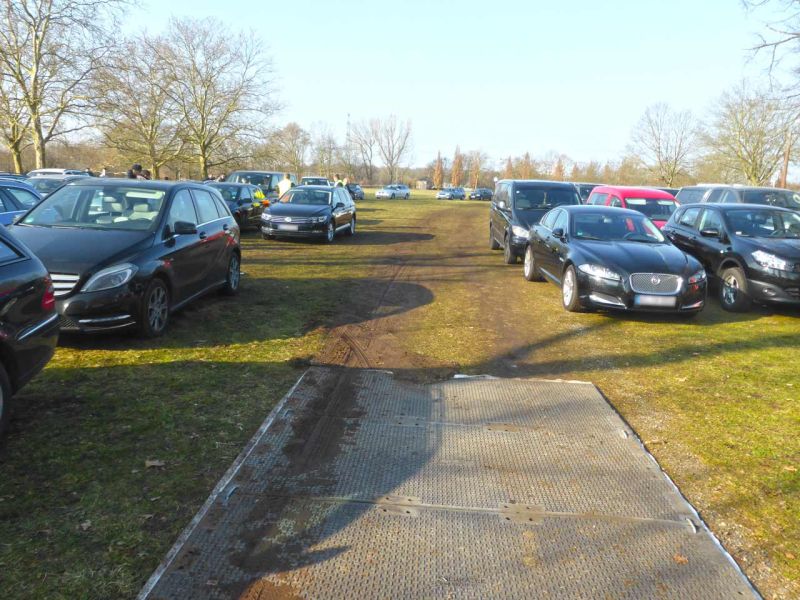 Fahrplatten Parkplatz Messe Frankfurt 26 referenz