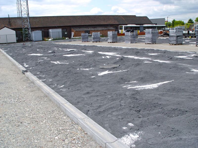 Herstellung eines unversiegelten Parkplatz mit dem Bodengitter BG50