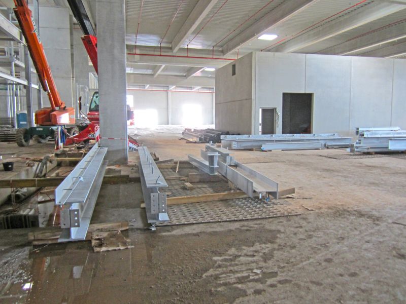 Fahrplatten als Bodenschutz - Neubau Hochregallager 1/2