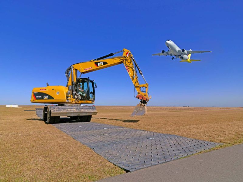 Mobile Fahrstrasse Flughafen 12 referenz