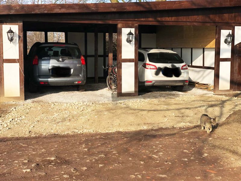 Begrünte und befahrbare Einfahrt für ein PKW-Carport anlegen mit dem Rasengitter RG24