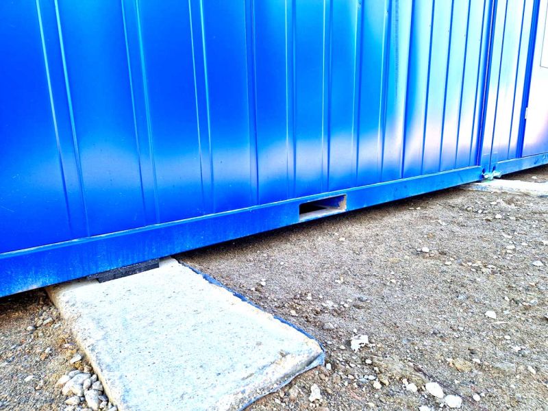 Druckstabile Nivellierplatten zum Höhenausgleich für Containeranlagen und Raumsysteme