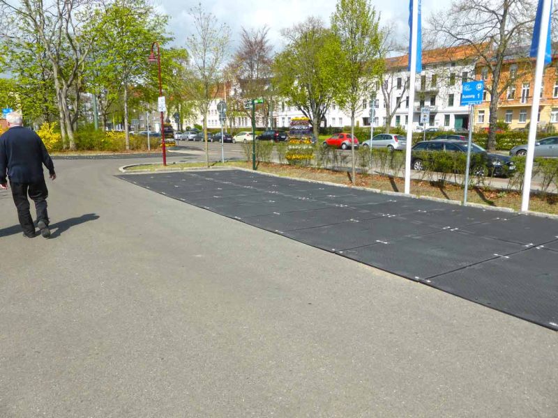 Pflasterschutz für einen temporären Busbahnhof zur BUGA