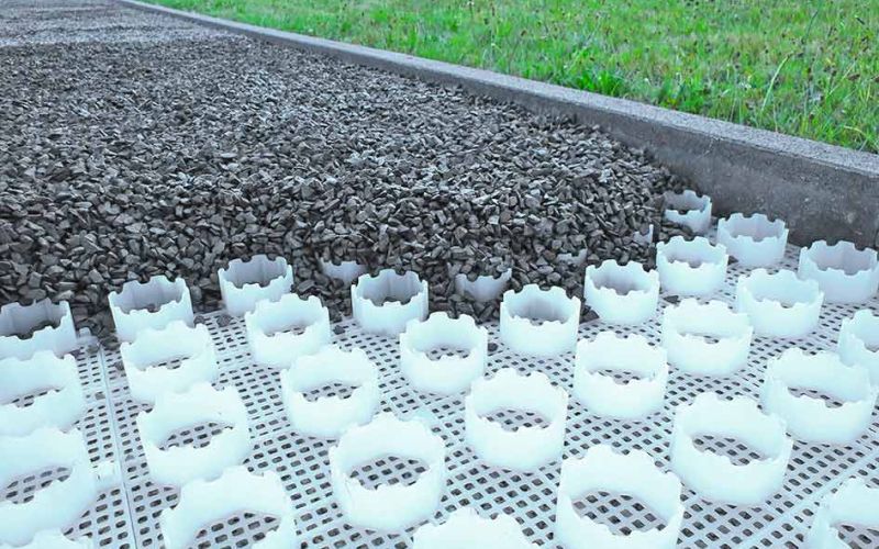 Kiesgitter KG30 Kiesgitter verlegen Weg Garten 003 referenz