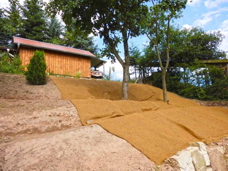 Mulchmatte MM600 Hangsicherung Erosionsschutz Kokos 007 referenz