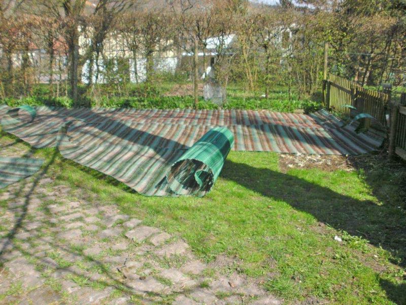 Dauerhafte Rasenverstärkung eines Pfarrgarten für Feste und Feierlichkeiten