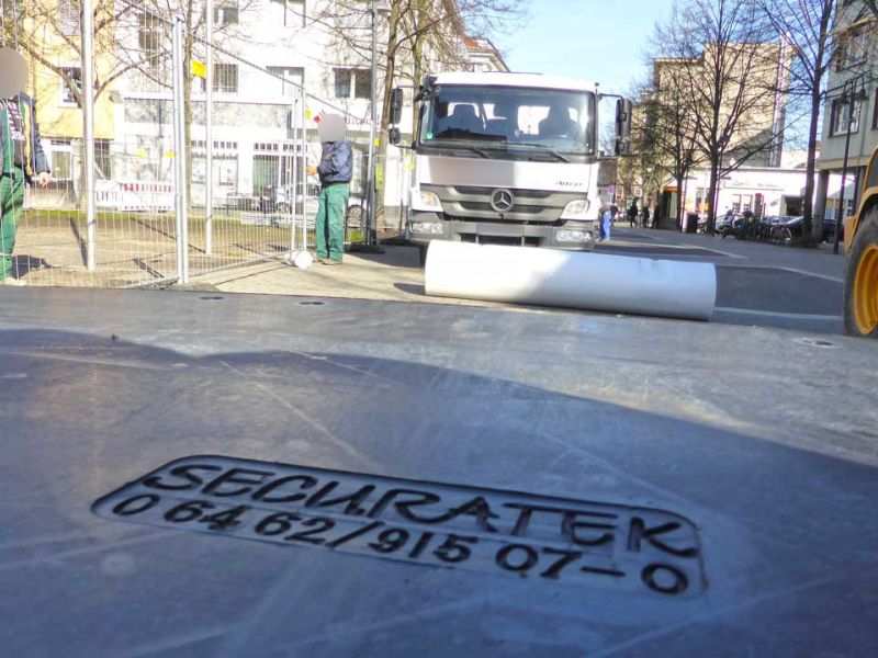 Baustrasse Pflasterschutz Fussgaengerzone Giessen 55 referenz