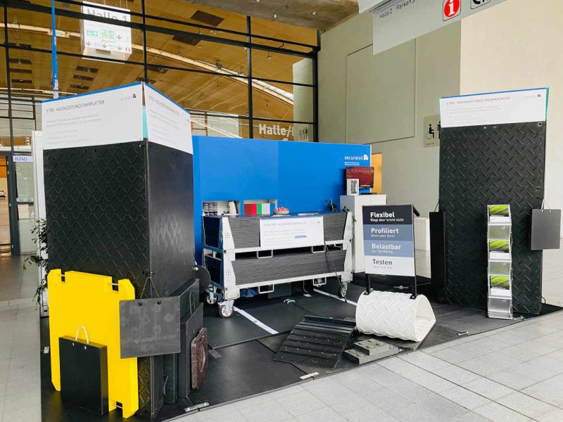 Impressionen von Messstand von Securatek auf den Platformers Days 2021 in Karlsruhe