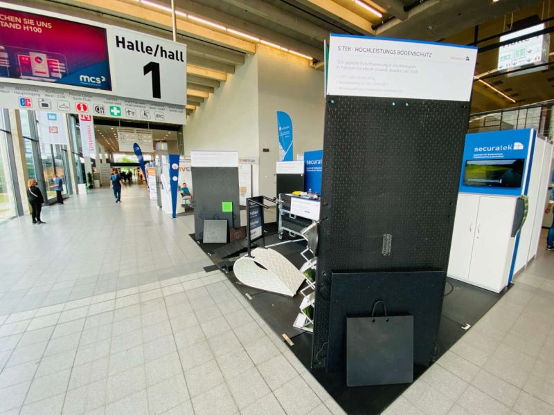 Impressionen von Messstand von Securatek auf den Platformers Days 2021 in Karlsruhe