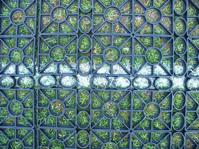 Rasenschutz für ein Event im Fussballstadion mit dem Rasengitter RG24