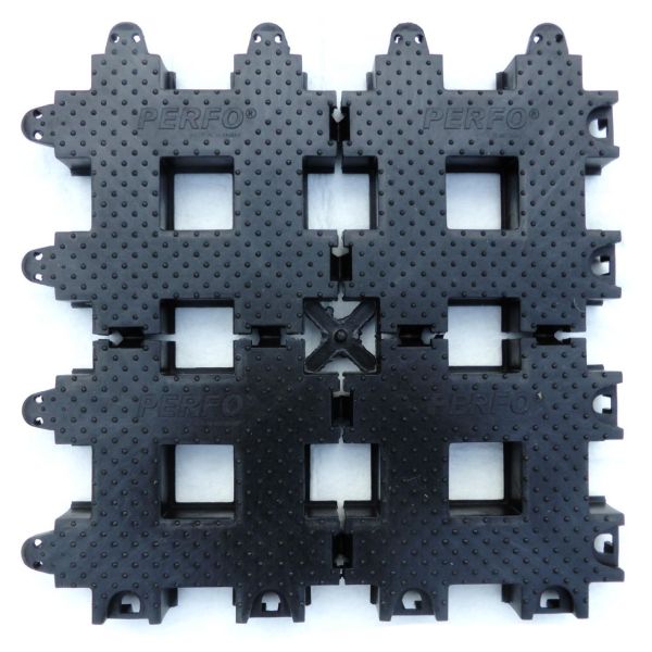 Rasengitterstein RGS35 · 0,16 m² · 400 x 400 x 35 mm · 0,75 kg · 100 t/m² · 1mm Profil · 52mm Gitteröffnungsweite · In-Top Verlegung · Kunststoff · Securatek