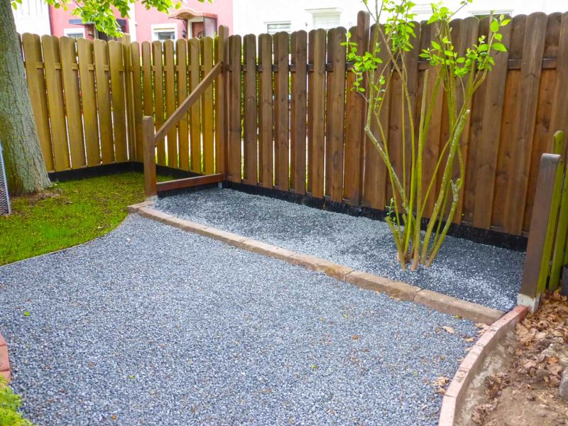 Anlegen eines stabilisierten Kiesweg und Gartenweg mit den Kieswaben KW50