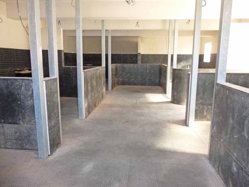 Bodenmatte aus Weich-PVC als Kuhmatte für Lauf,- Steh,- Liegeflächen in der Viehhaltung