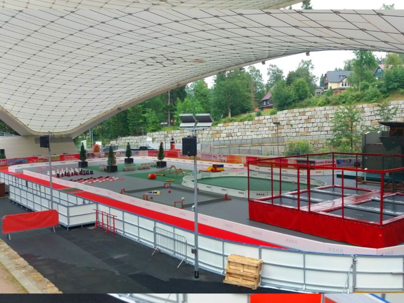 Multi Sportbobden MSB10 als Eventboden und Veranstaltungsfläche für die Sommersaison in der Schierker Feuerstein Arena