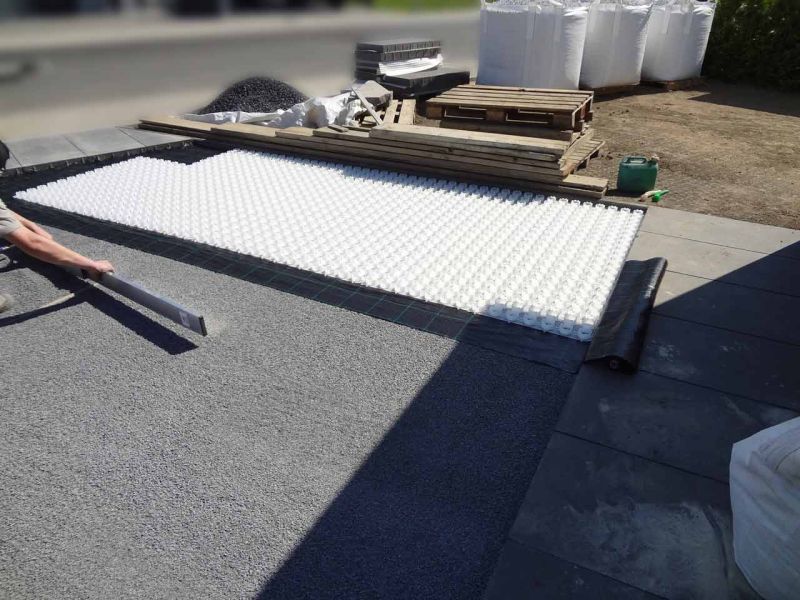 Kiesgitter zur Kiesbefestigung schnell, einfach und günstig selber verlegen