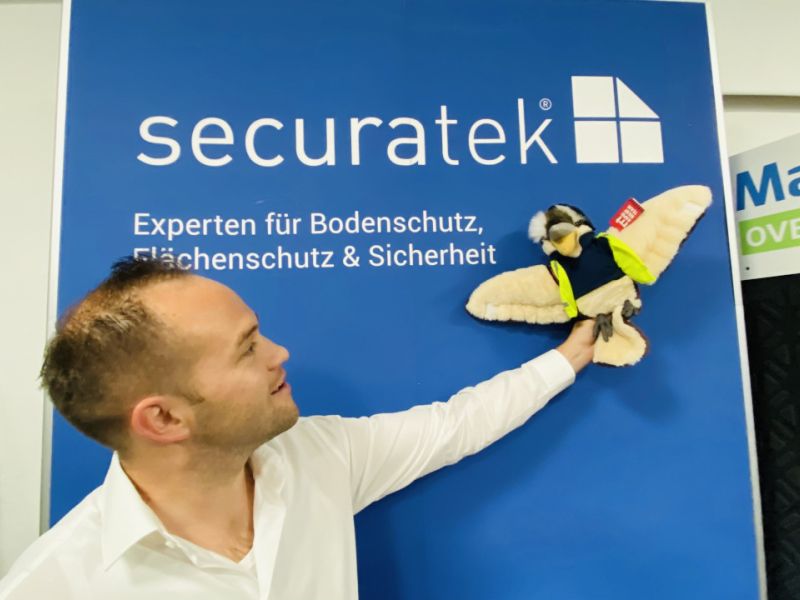 Ukraine Hilfe - Securatek spendet 5000€ an das Rapid Relief Team Deutschland