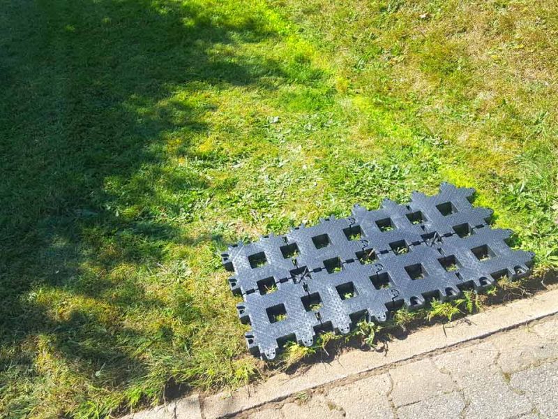 Rasengitterstein aus Kunststoff statt Beton für einen PKW Stellplatz selber verlegen