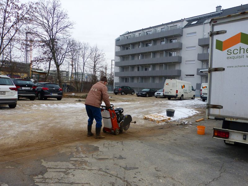 Parkplatz begradigen – ein Projektbeispiel für eine gelungene Gestaltung mit der Kiesmatte KM30
