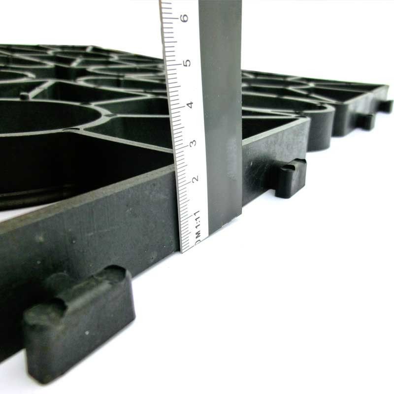Rasengitter RG24 · 0,25 m² · 500 x 500 x 24 mm · 1,00 kg · Belastbar bis ca. 100 t/m² · On-Top Verlegung ohne Unterbau · Rasenbefestigung