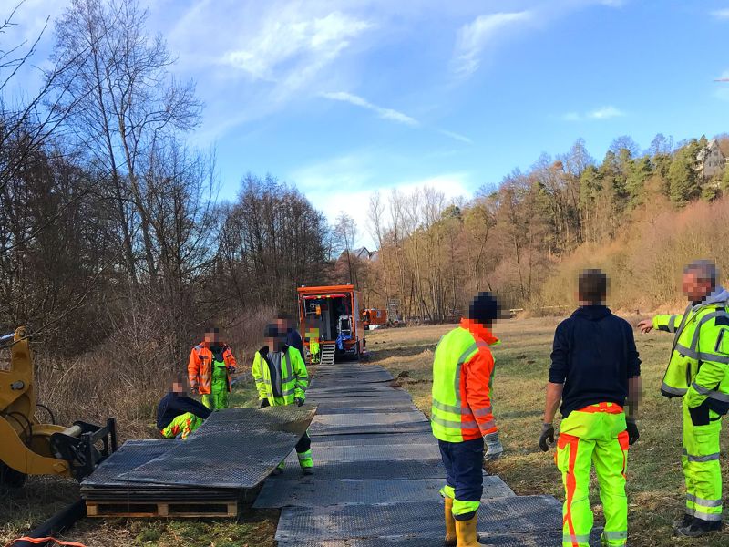 Mobile Baustraße mit s:tek 48 und e:tek PRO für den Einsatz bei einer Brunnensanierung