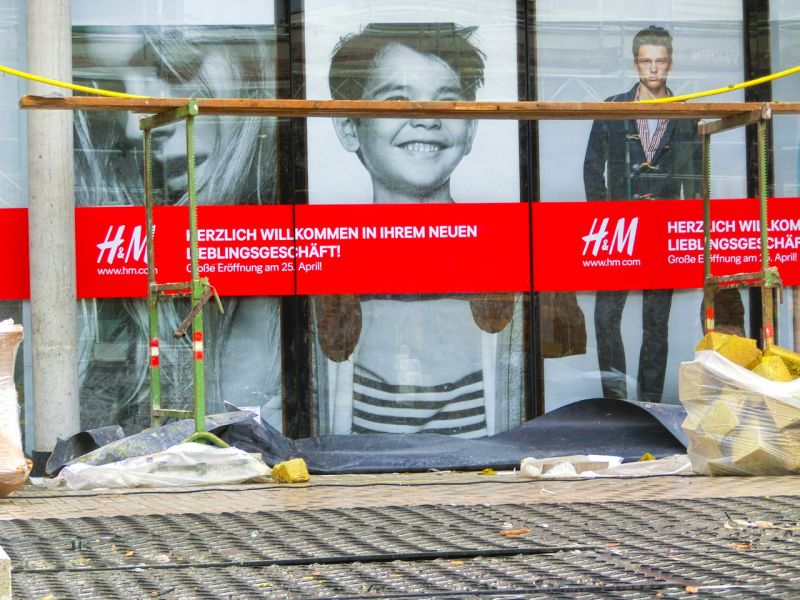 Bodenschutzplatten zum Schutz des Pflasters - Neubau in Bad Vilbel