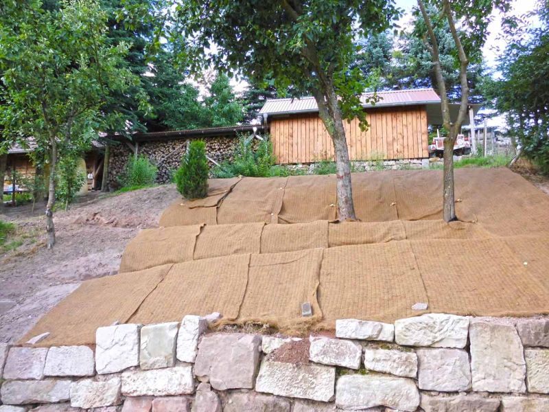 Mulchmatte MM600 Hangsicherung Erosionsschutz Kokos 004 referenz