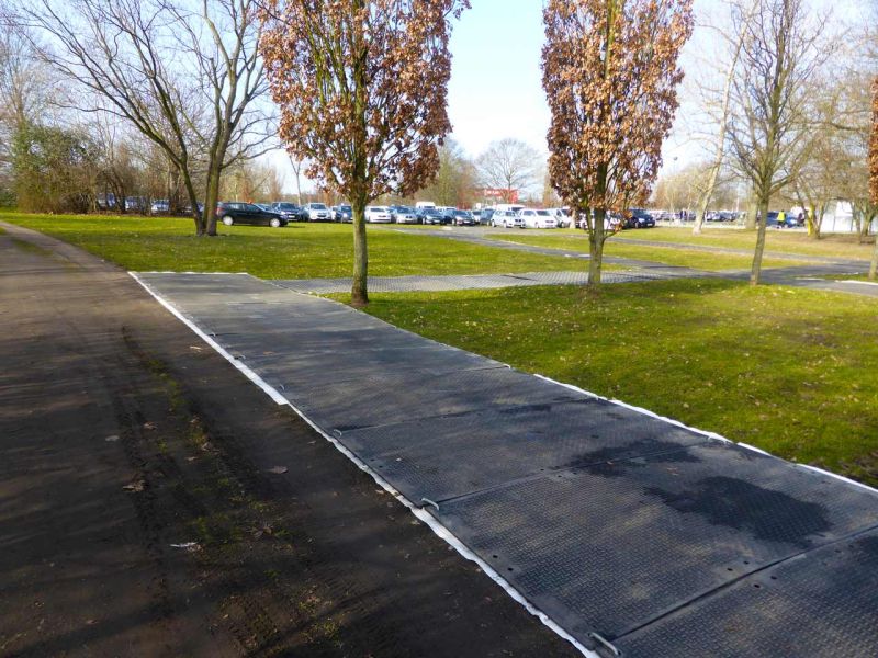 Fahrplatten für den Besucherparkplatz der ISH Messe 2015 in Frankfurt