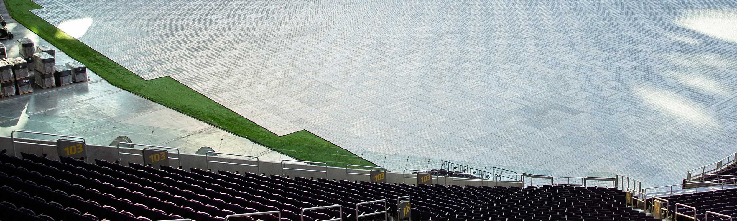 Eventboden mieten für Schutz des Rasens in einem Stadion