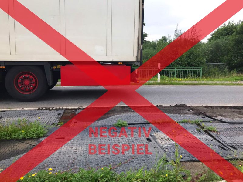 s:tek Bodenschutzplatten, MaxiTrack Schwerlast Fahrplatte und x:tek Fahrplatten aus Kunststoff für Begleitfahrzeuge im Schwertransport