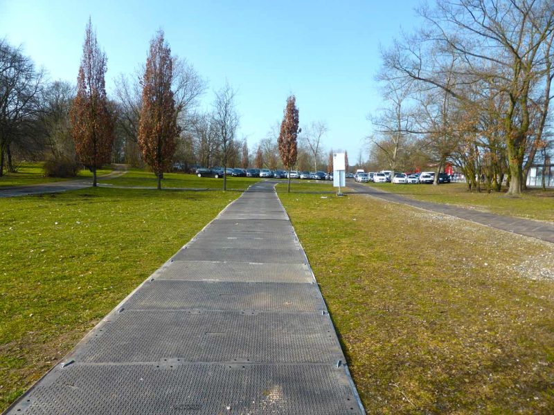 Fahrplatten für den Besucherparkplatz der ISH Messe 2015 in Frankfurt