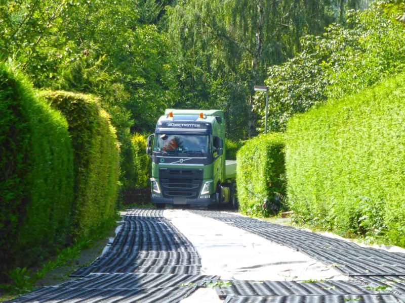 Mobile Baustraße zur Errichtung eines Modul-Hauses in Kassel