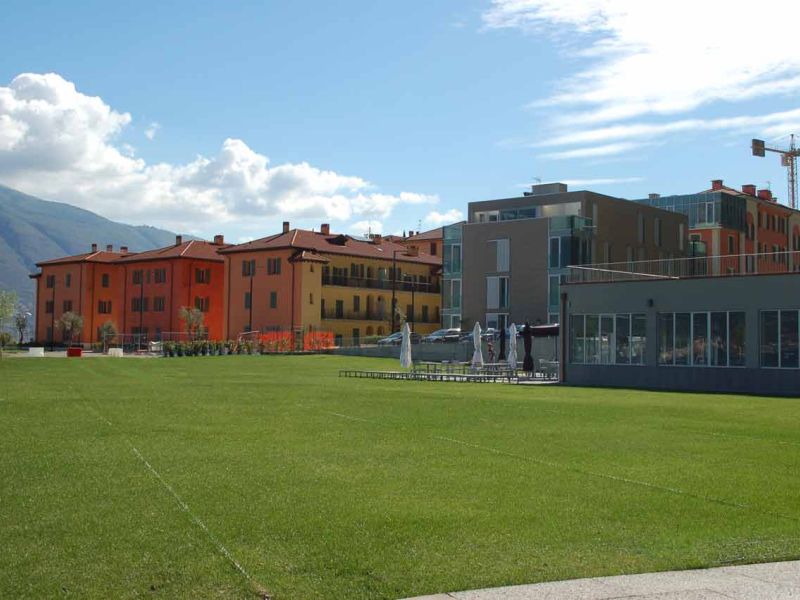 Rasenbefestigung für ein Hotel mit regelmäßigen Veranstaltungen mit dem Rasengitter RG24