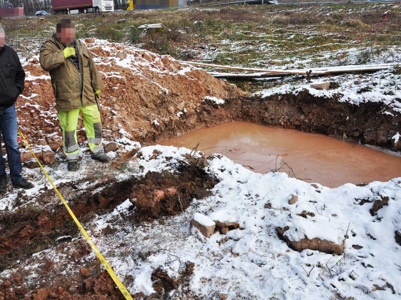 Mobile Baustraße Telekom-Baustelle Esselbach im Steigerwald mit der s:tek 48 Bodenschutzplatte