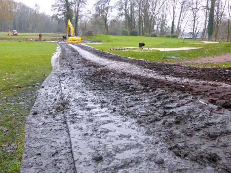 Mobile Baustraße als Bodenschutz bei Kettenfahrzeugen