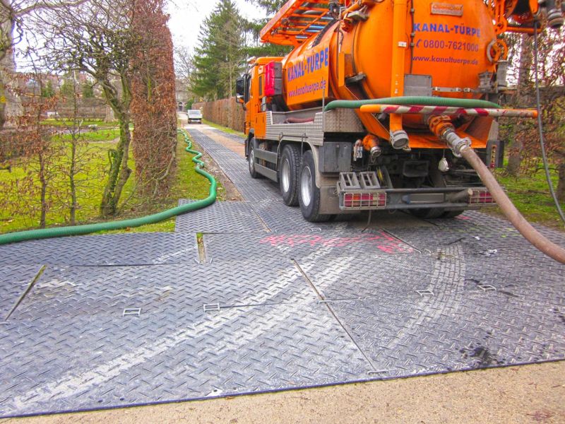 Mobile Baustraße im Schlosspark Veitshöchheim