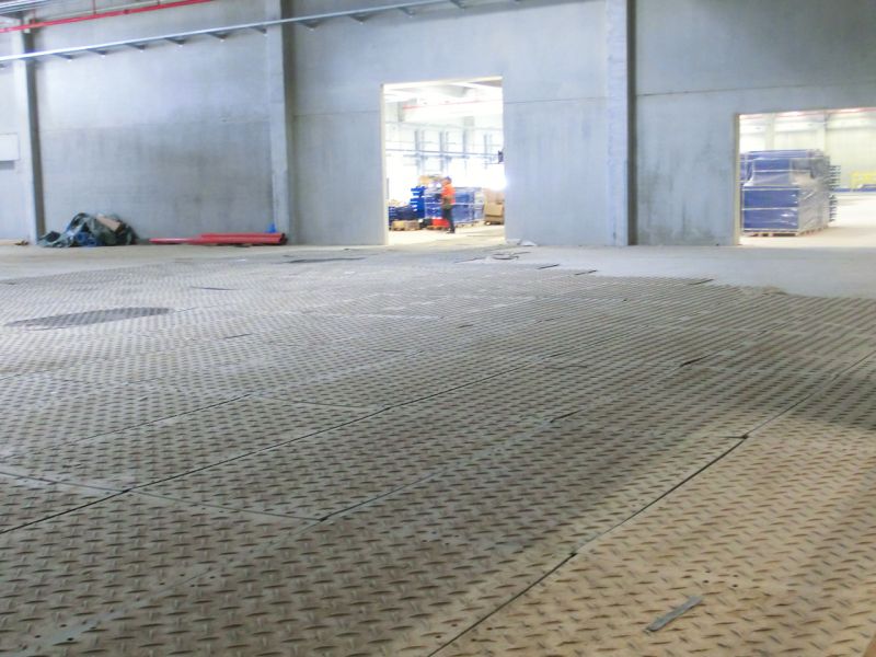Fahrplatten als Bodenschutz - Neubau Hochregallager 2/2