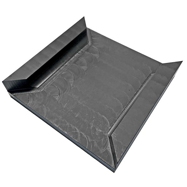 Bodenschutzplatte aus Kunststoff für Abrollcontainer. Zuverlässiger Schutz vor Kratzern, Spuren und Beschädigungen dank gummierter Unterseite.