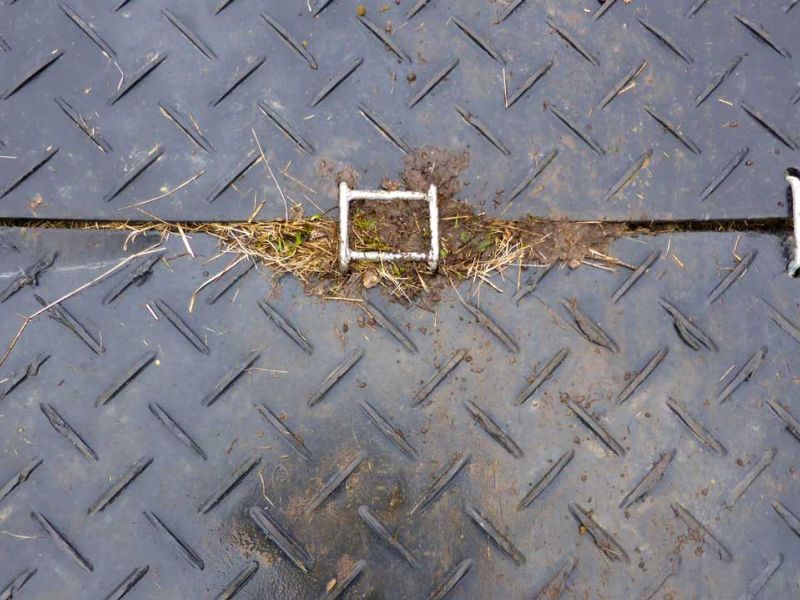 Vermietung mobile Fahrstraße für weiche Böden & Wiesen