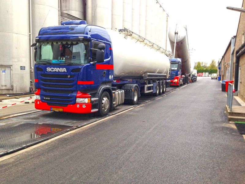 Fahrstrasse Schutz Asphalt 017 referenz